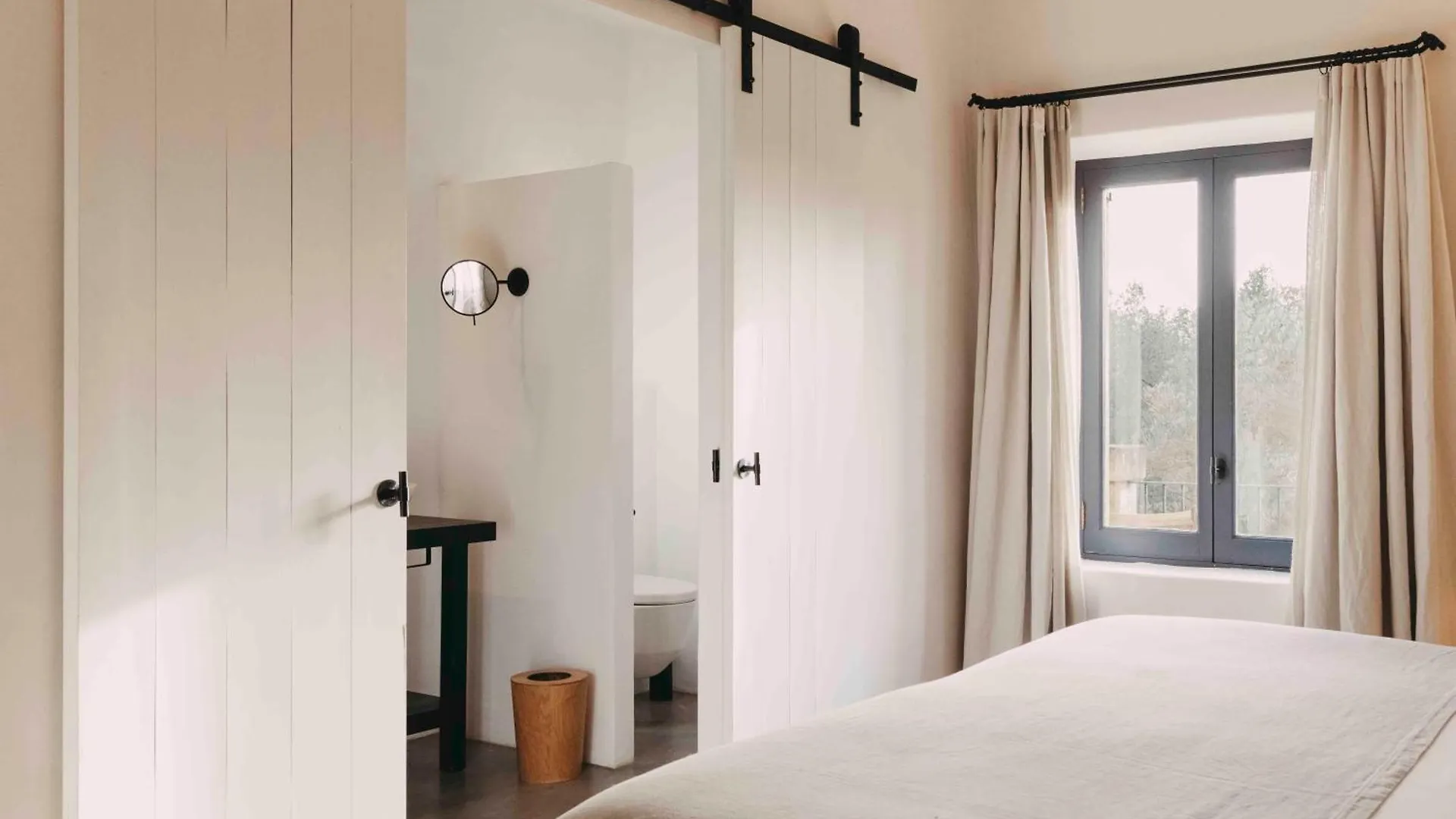 Finca Serena Mallorca, Small Luxury Hotels 몬투이리 5*,  스페인